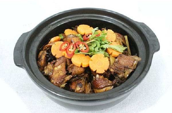 GÀ TRE NẤU SIÊU (Con)